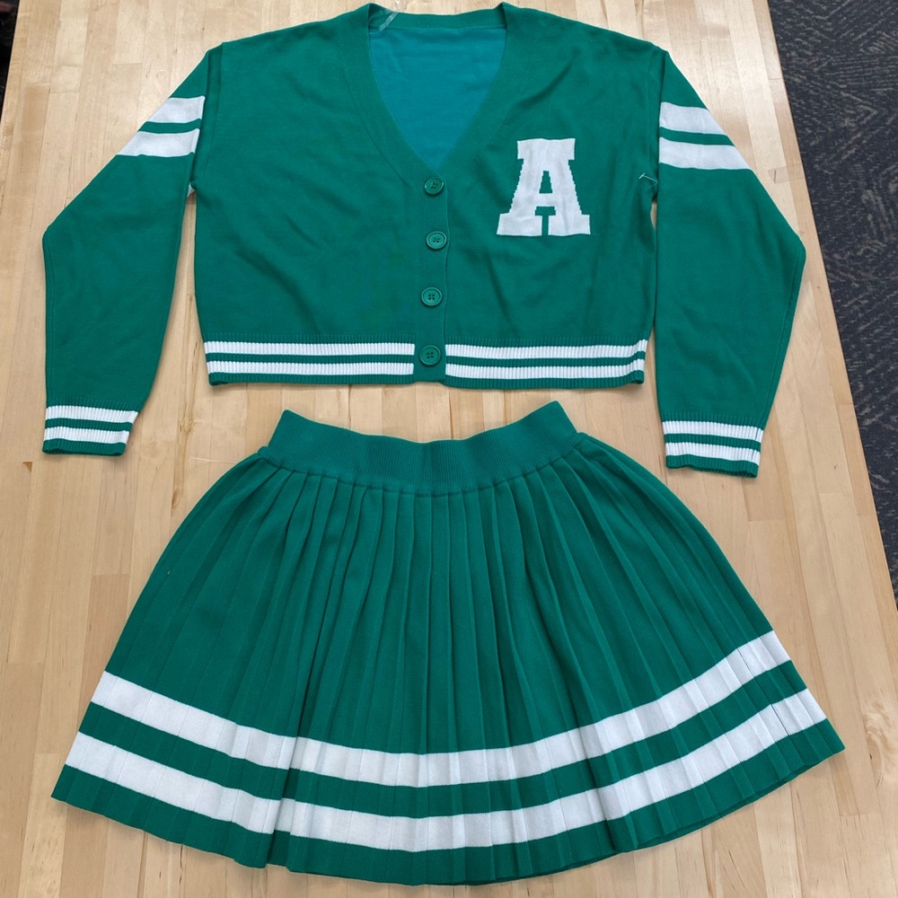 Green Cardigan and Skirt Set with White Stripes